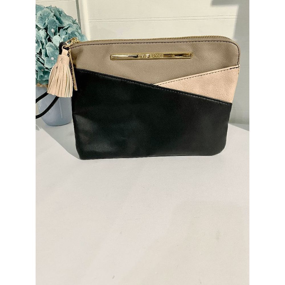 Steve Madden Women's Wrist Strap Clutch Bag Black, Pink and Tan